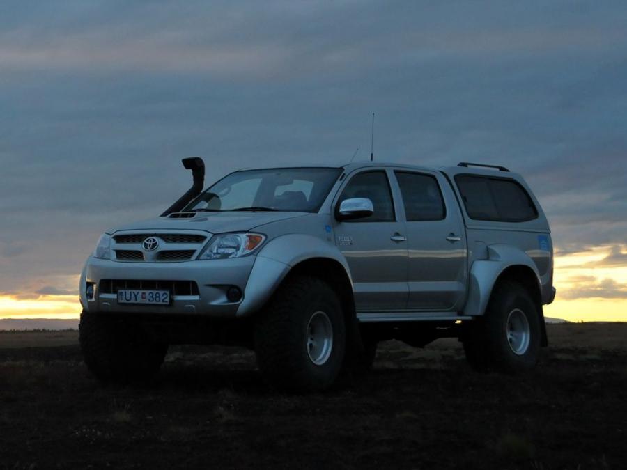  Toyota Hilux Double Cab AT35 Arctic Trucks 2007 года  (фото 22 из 23)